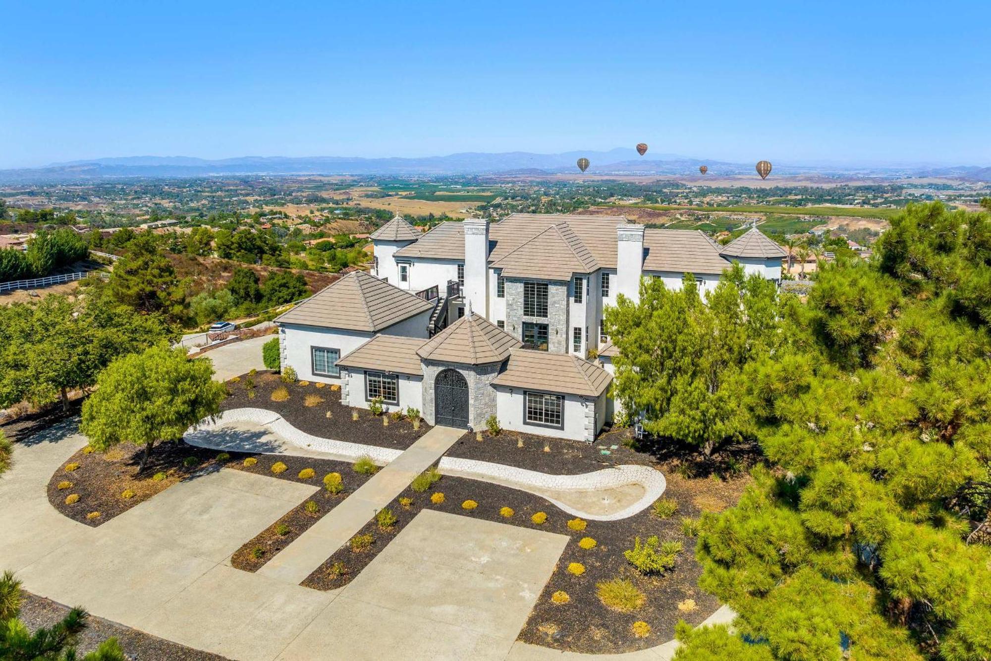 Vineyard Chateau Sanctuary - Sauna - Tennis - Pool Temecula Bagian luar foto